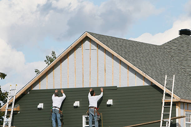 Professional Emergency Siding Repair technician working in Wrightsville, PA